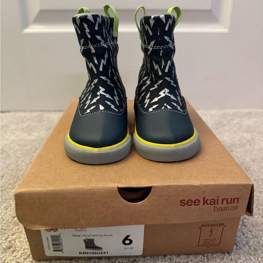 NEW See Kai Run Ripley Lightning Arrows Water Resistant Rain Boots, Navy, 6M